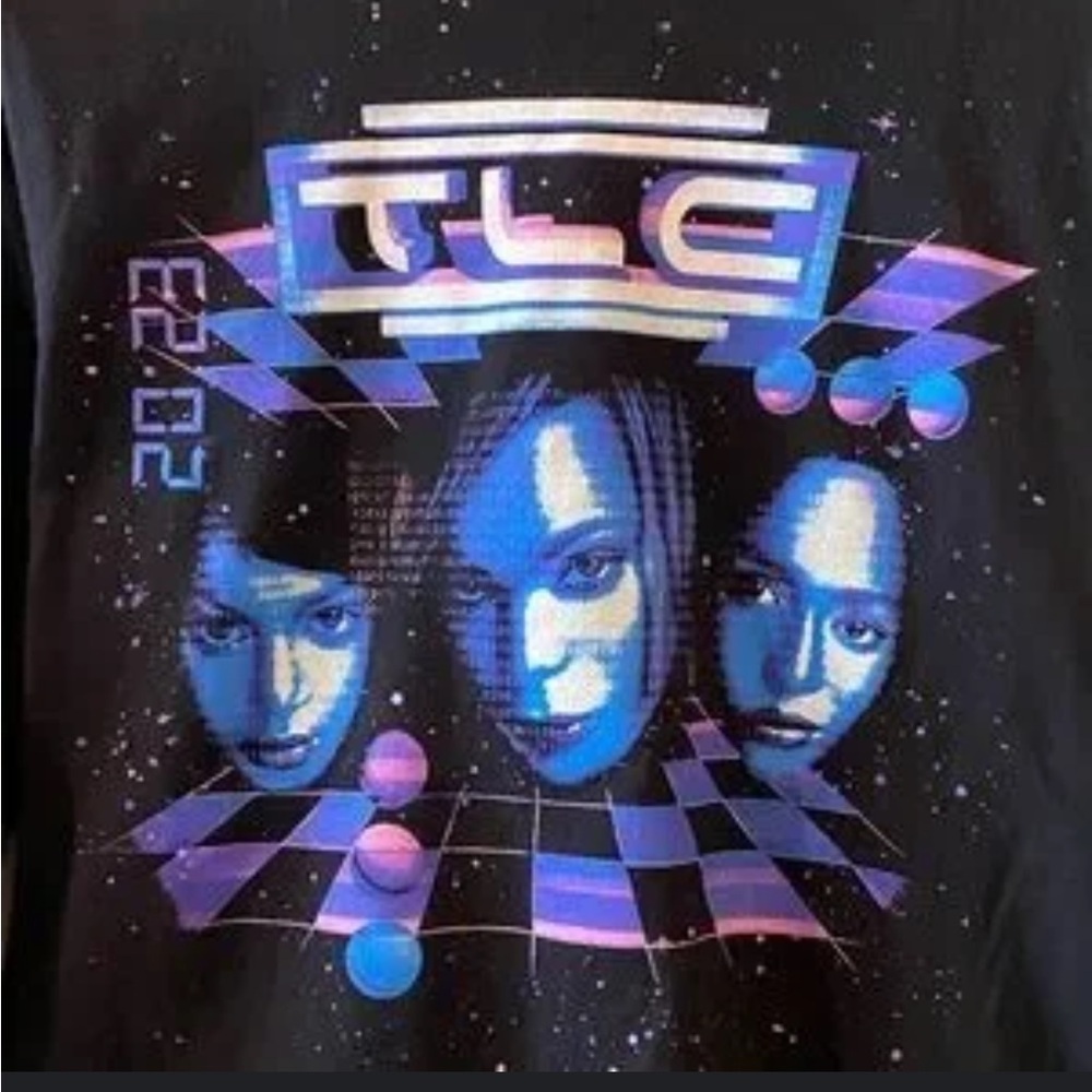 TLC  2023 Hot  Summer Nights Concert t-shirt Long Sleeved  ( no size tag)